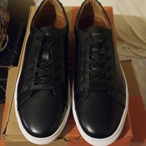 New Republic Mens Sneakers